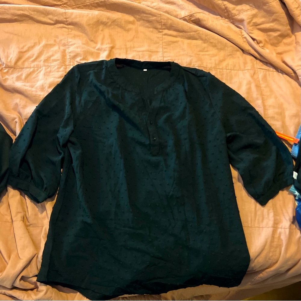 NWOT Black 3/4 sleeve blouse